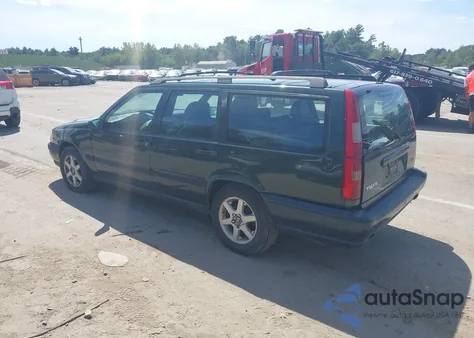 1998 Volvo V70 Awd from USA, damaged, VIN YV1LZ5647W2527020